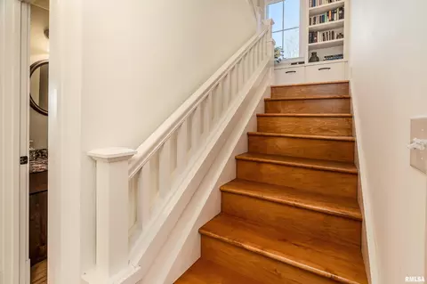 Entry Way - 526 Shiloh Rd, Cobden, IL 62920 photo 3 of 6