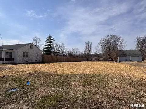 1608 N State St, Marion, IL 62959 photo 2