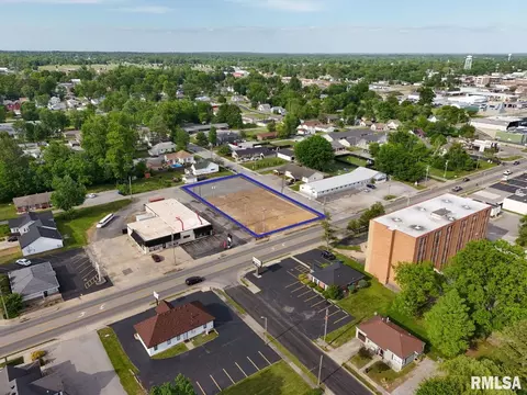 1100 W Main St, Marion, IL 62959