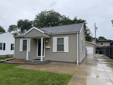 407 W Birchwood Ave, Peoria, IL 61614