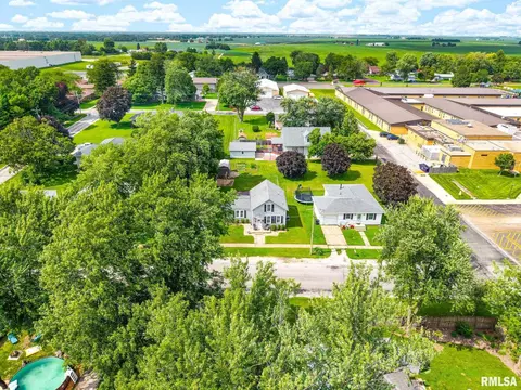View/Area - 715 E Chatham St, Metamora, IL 61548 photo 2 of 11