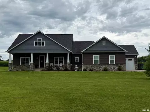 120 Quails Run Ln, Harrisburg, IL 62946