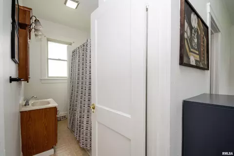 1101 E Willcox Ave, Peoria, IL 61603 photo 25