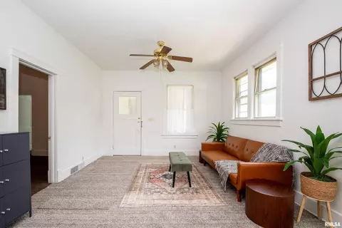 1101 E Willcox Ave, Peoria, IL 61603 photo 6