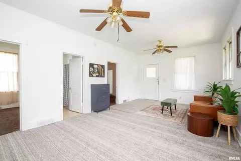 1101 E Willcox Ave, Peoria, IL 61603 photo 7