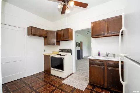1101 E Willcox Ave, Peoria, IL 61603 photo 12