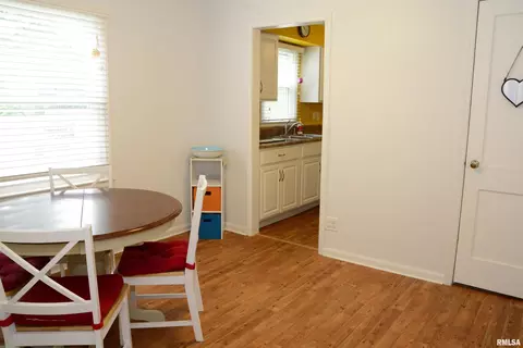 Dining - 708 Memorial Dr, Macomb, IL 61455 photo 1 of 2