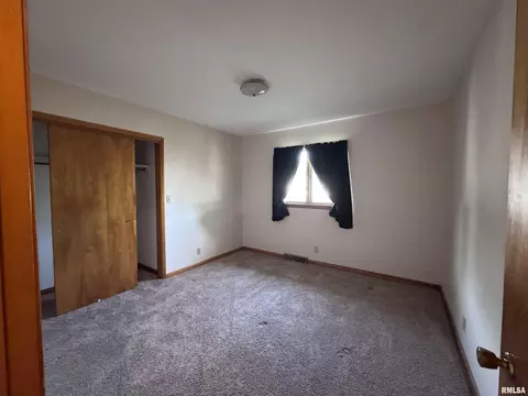 720 W Chase St, Macomb, IL 61455 photo 6