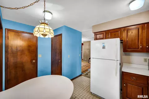 4330 S Banbury Cv, Mapleton, IL 61547 photo 17