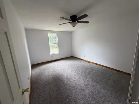 Bedroom - 1420 W Cherry St, Herrin, IL 62948 photo 2 of 7