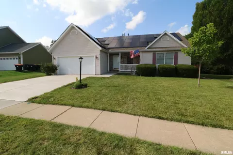 1905 Fieldstone St, Washington, IL 61571