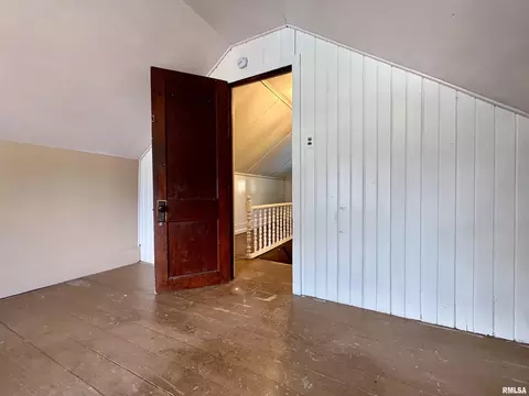 Bedroom - 410 E Summit St, Macomb, IL 61455 photo 1 of 1