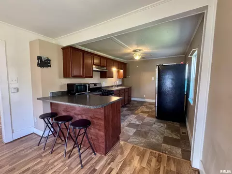 Kitchen - 410 E Summit St, Macomb, IL 61455 photo 3 of 3
