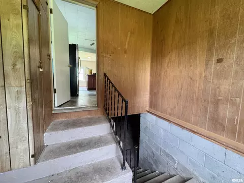 410 E Summit St, Macomb, IL 61455 photo 22