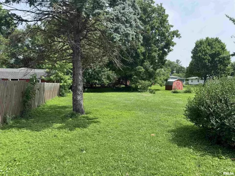 410 E Summit St, Macomb, IL 61455 photo 26