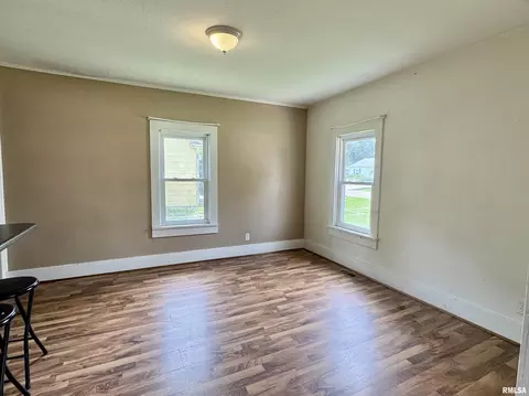 410 E Summit St, Macomb, IL 61455 photo 7