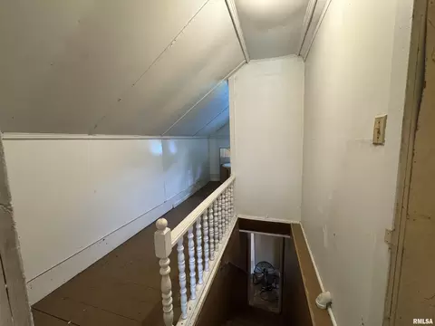 410 E Summit St, Macomb, IL 61455 photo 20