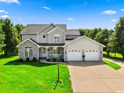 1504 Redbird Dr, Metamora, IL 61548