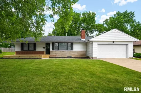 1407 W Sunnyview Dr, Peoria, IL 61614