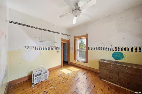 711 E 4th St, Minonk, IL 61760 photo 27