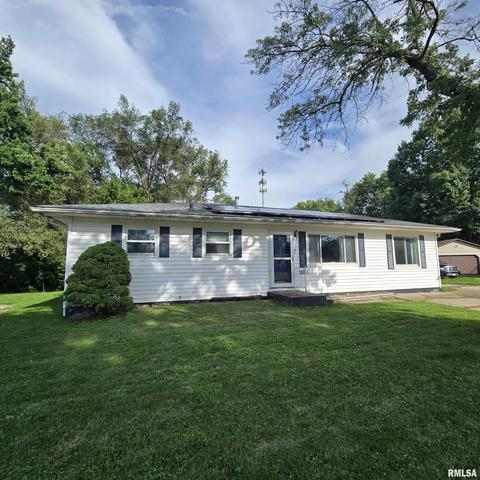1614 Lamar Dr, Pekin, IL 61554