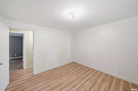Bedroom - 334 E Glendale St, Manito, IL 61546 photo 11 of 11