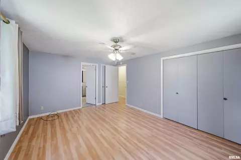 Bedroom - 334 E Glendale St, Manito, IL 61546 photo 2 of 11