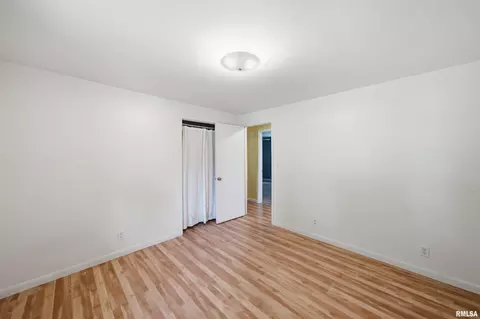 Bedroom - 334 E Glendale St, Manito, IL 61546 photo 10 of 11