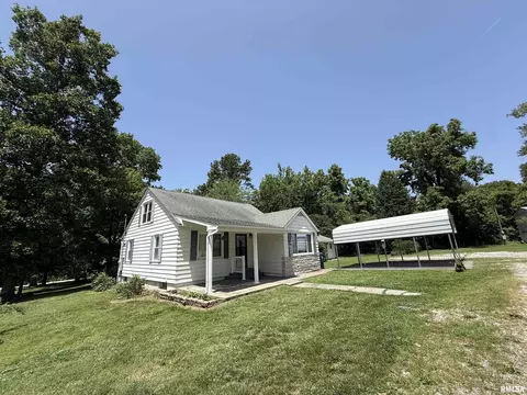 214 N Plum St, De Soto, IL 62924