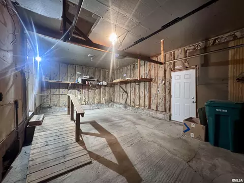403 E Murray St, Macomb, IL 61455 photo 16