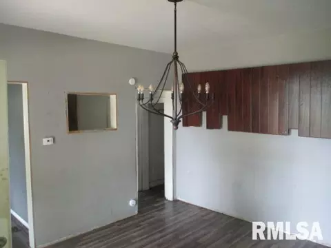601 Maple Ave, Saint David, IL 61563 photo 17