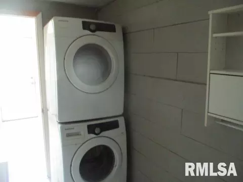 601 Maple Ave, Saint David, IL 61563 photo 21