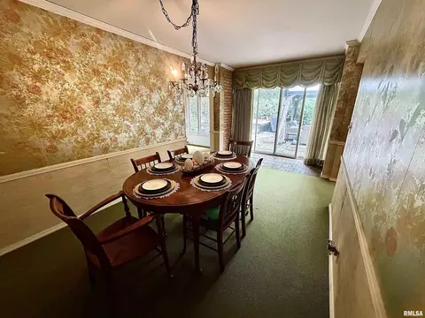 Dining - 10 Rye Ct, Macomb, IL 61455 photo 1 of 2