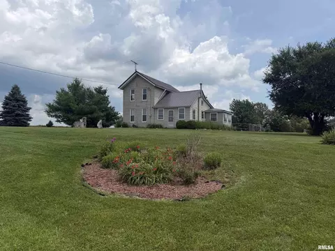 2121 County Road 2900 E Rd, Blandinsville, IL 61420