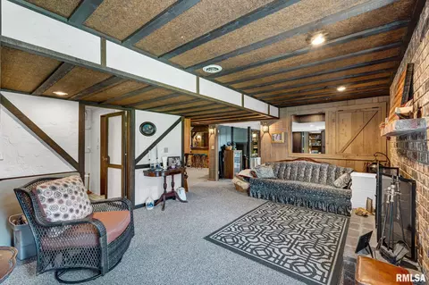 Living - 1545 County Road 800 N Rd, Eureka, IL 61530 photo 6 of 6