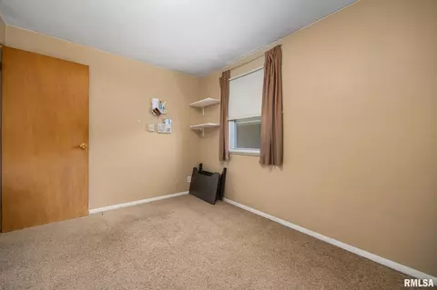 Bedroom - 202 Devonshire Rd, Washington, IL 61571 photo 7 of 7