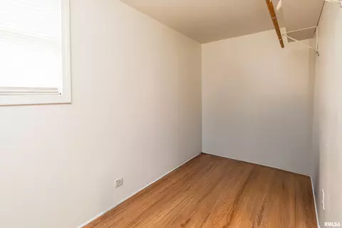 Other - 1516 W Maple St, Herrin, IL 62948 photo 6 of 10