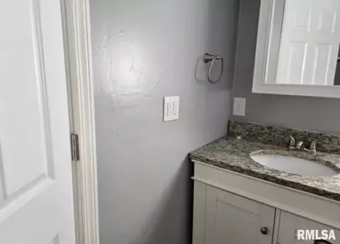 Bath - 564 S Main St, Canton, IL 61520 photo 1 of 2