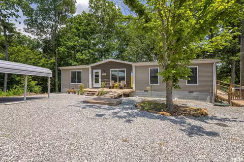 1340 1350 Egyptian Hills Dr, Creal Springs, IL 62922