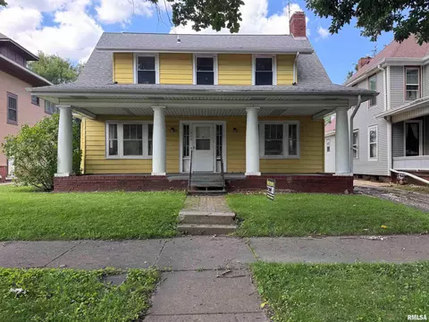 1809 W Ayres Ave, Peoria, IL 61606