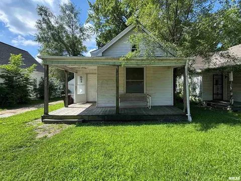 504 W Mcclure Ave, Peoria, IL 61604