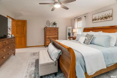 Bedroom - 2000 Emily Ln, Marion, IL 62959 photo 1 of 6