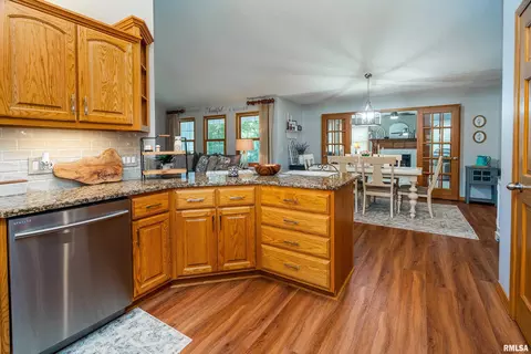 Kitchen - 2000 Emily Ln, Marion, IL 62959 photo 1 of 4