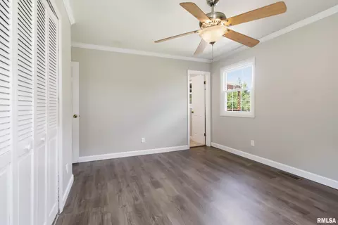 Bedroom - 513 Meadow Dr, Macomb, IL 61455 photo 1 of 6