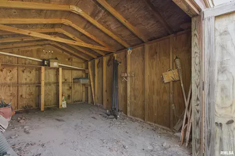 Other - 513 Meadow Dr, Macomb, IL 61455 photo 10 of 10