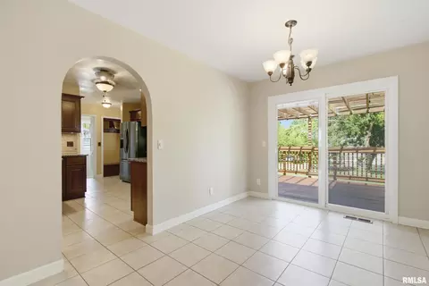 Other - 513 Meadow Dr, Macomb, IL 61455 photo 1 of 10