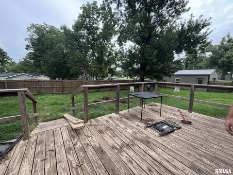 Other - 704 Briddick St, Eldorado, IL 62930 photo 2 of 5