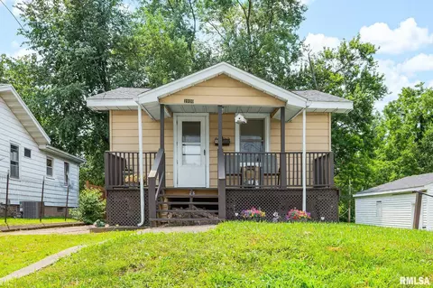 1010 E Samuel Ave, Peoria Heights, IL 61616