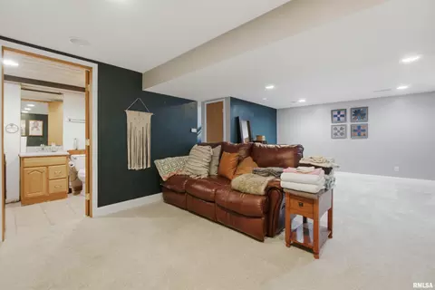 9418 W Lake Camelot Dr, Mapleton, IL 61547 photo 21