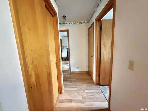 Entry Way - 208 S 2nd St, Cuba, IL 61427 photo 2 of 2